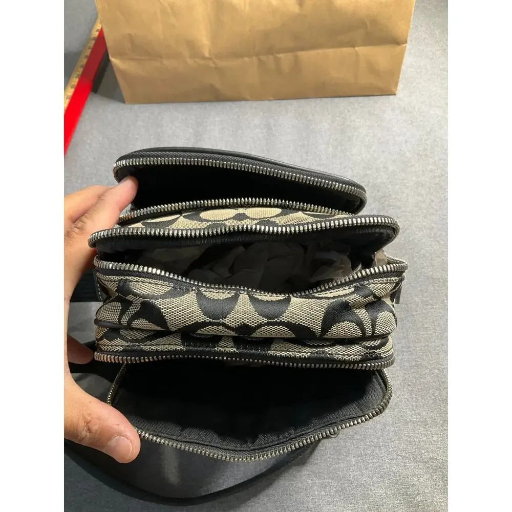 Coach 4270 Vintage International Shoulder Bag Black Signature Canvas Crossbody
